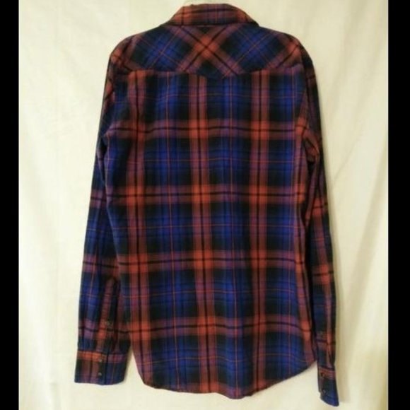 AEO Plaid Button up - Picture 6 of 10